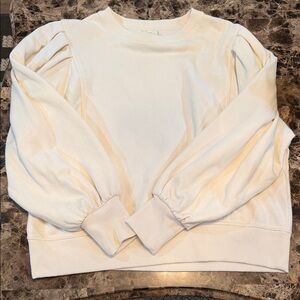 Women's Cream Puff Sleeve Top